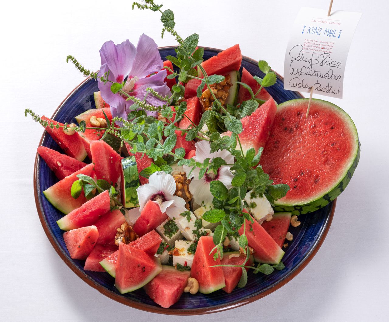 Feta - der Kaese ist bei und echt vom Schaf - mit Wassermelone