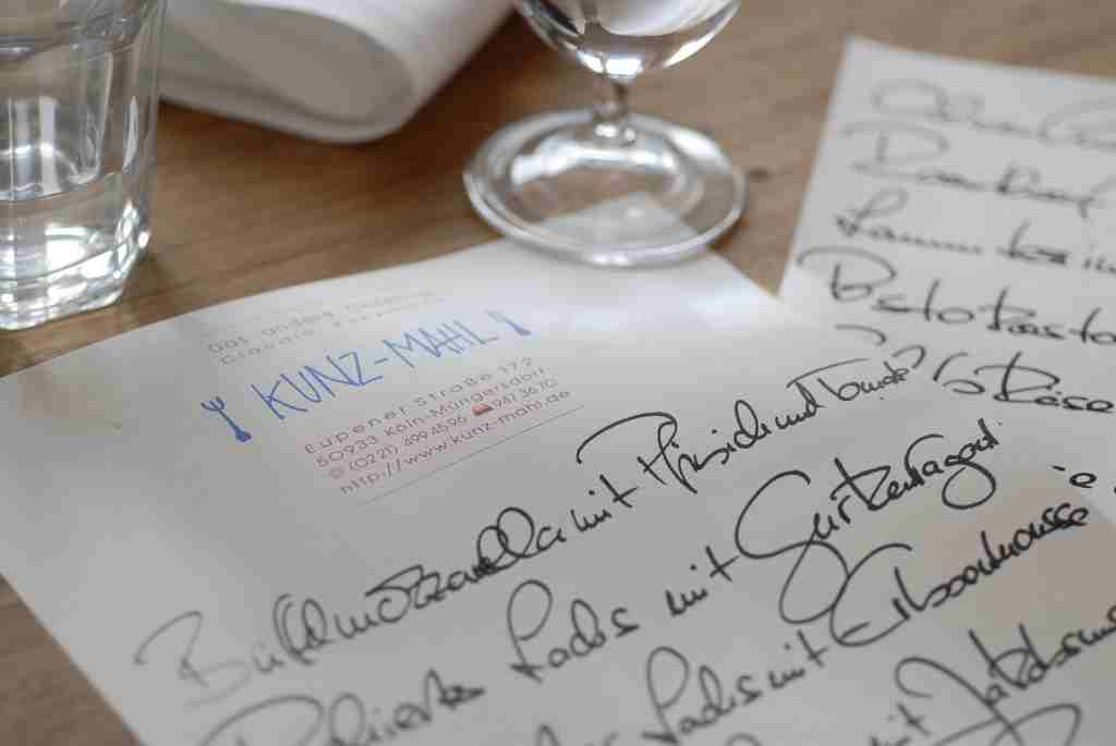 handgeschrieben speisekarten als Blickfang