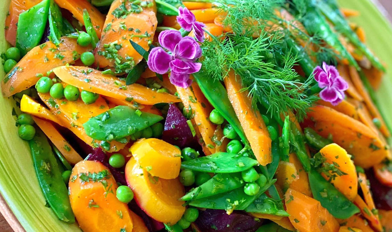 Erbsen-Moehren - frisch gekochtes Essen Catering Kunz-Mahl Koeln