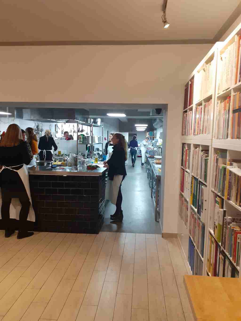 Aachener Stra&szlig;e - neueer Standort f&uuml;r K&uuml;chenparty und Kochparty Catering Kunz-Mahl K&ouml;ln