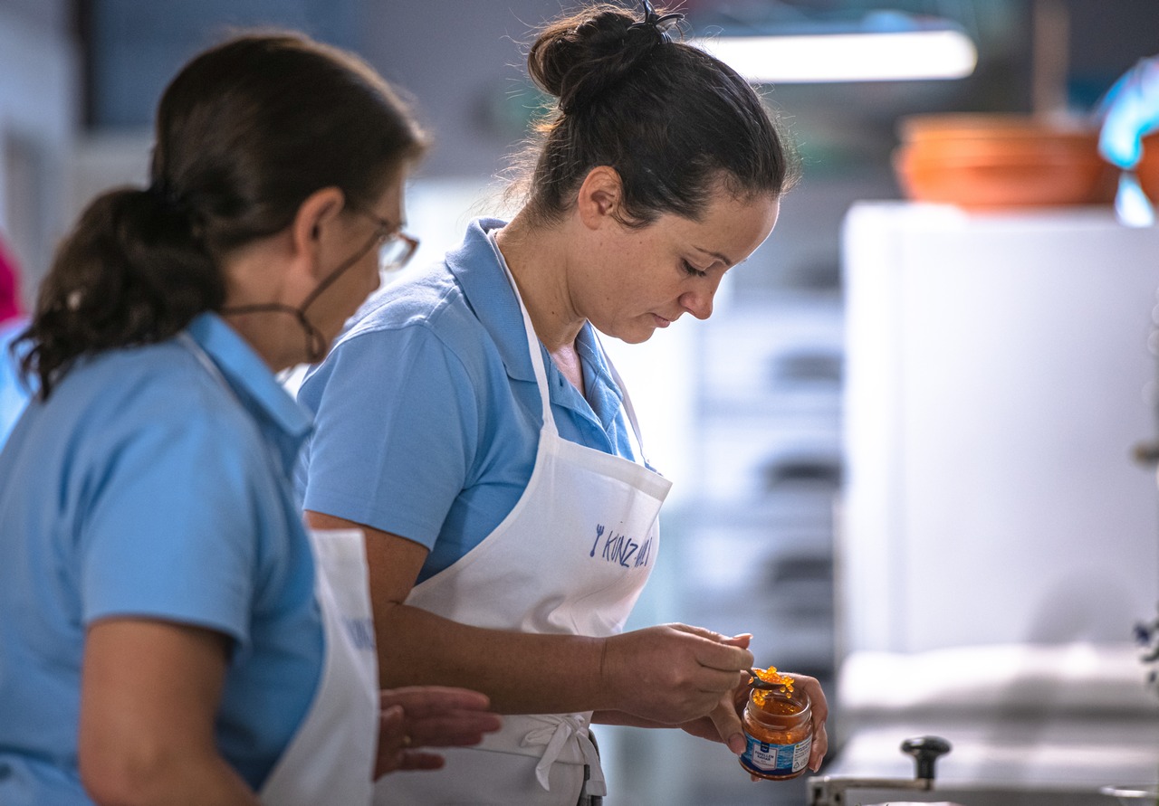 Das von den Kunden gelobte und bedachte Team